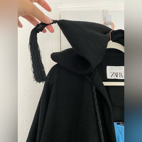 Zara Thick flared sleeve Long HOODED CAPE limited edition Tassel poncho - Picture 15 of 16